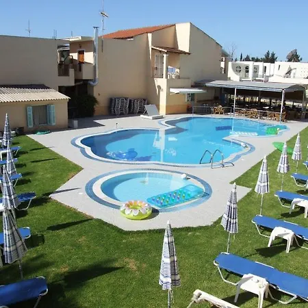 فندق Panorama Apts Cfu 2*