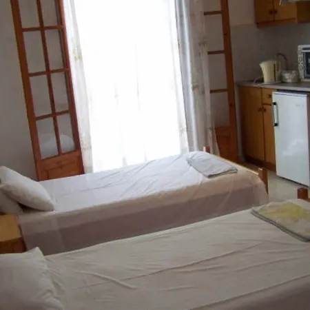 فندق Panorama Apts Cfu 2*